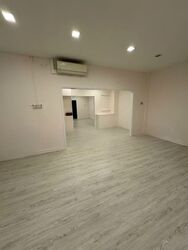 Goldhill Shopping Centre (D11), Retail #592354151